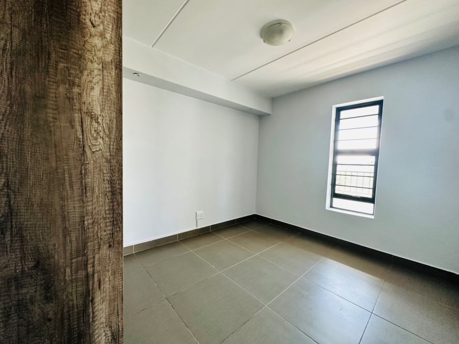 2 Bedroom Property for Sale in Parklands North Western Cape